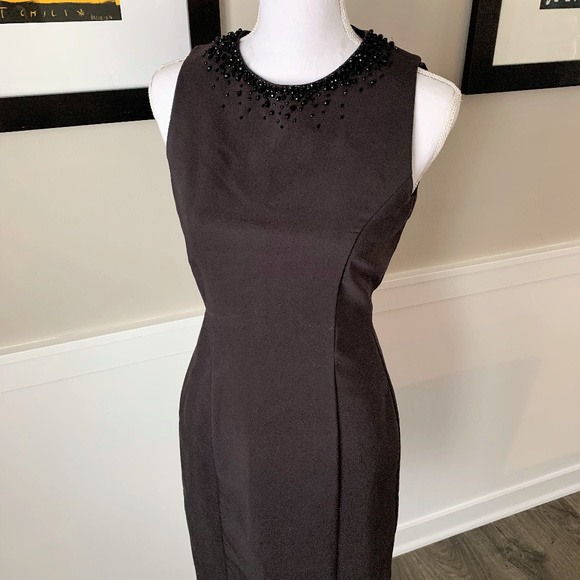 H&M Charcoal Jewel Neck Sleeveless Sheath Dress - Picture 2 of 8